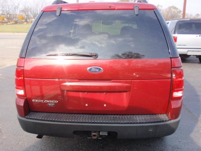 Ford Explorer 2003 photo 3