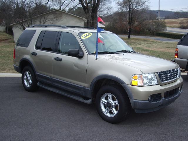 Ford Explorer 2003 photo 1