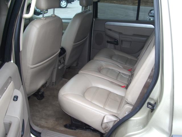 Ford Explorer 2003 photo 5