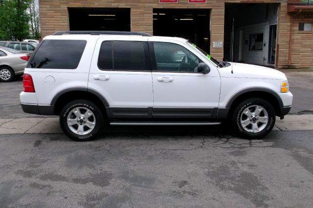 Ford Explorer 2003 photo 11
