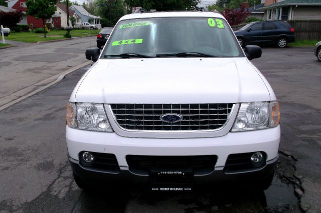 Ford Explorer 2003 photo 12