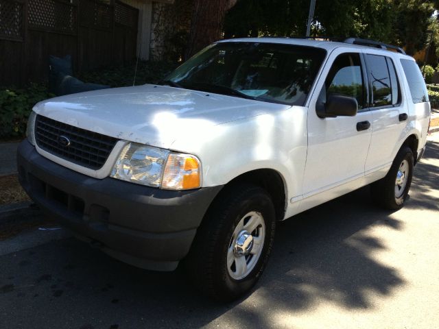 Ford Explorer 2003 photo 4