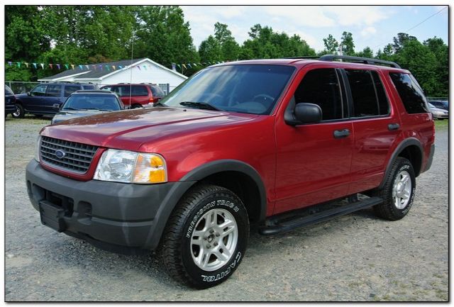 Ford Explorer 2003 photo 3
