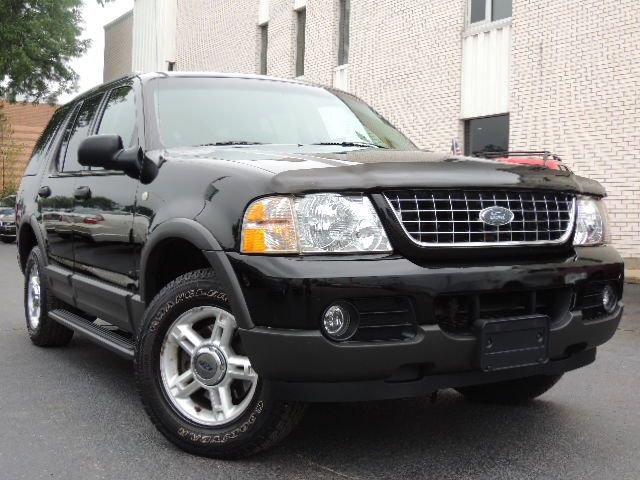 Ford Explorer 2003 photo 1
