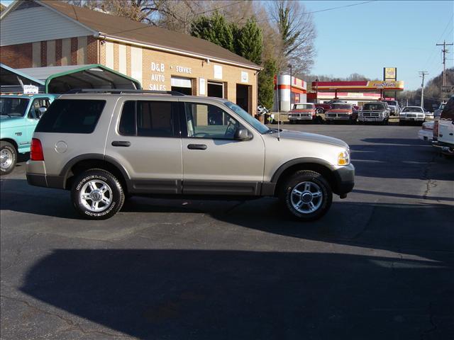 Ford Explorer 2003 photo 1