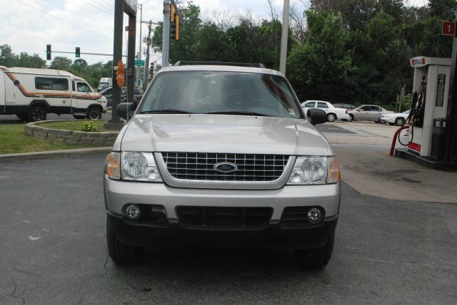 Ford Explorer 2003 photo 3