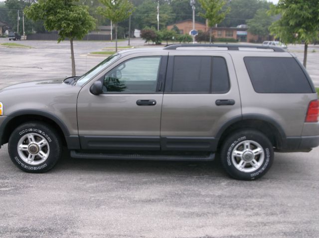 Ford Explorer 2003 photo 7