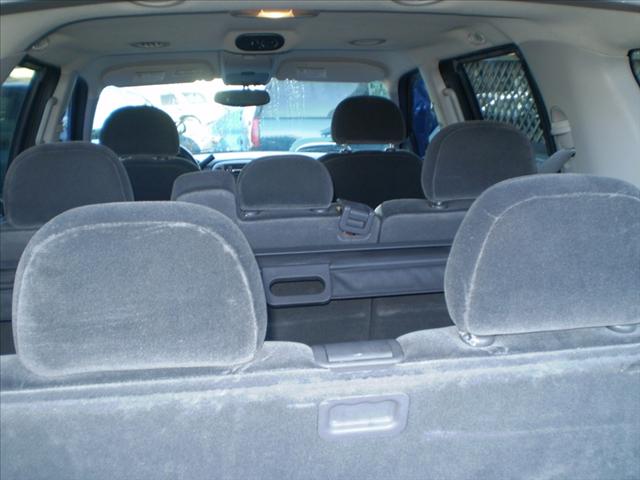 Ford Explorer 2003 photo 3