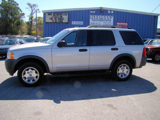 Ford Explorer 2003 photo 1