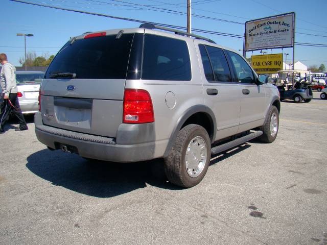 Ford Explorer 2003 photo 4
