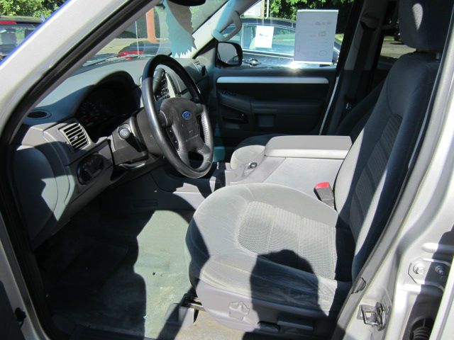 Ford Explorer GXL SUV