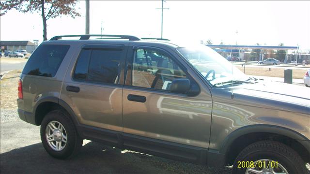 Ford Explorer 2003 photo 3