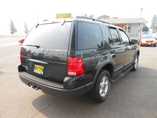 Ford Explorer 2003 photo 2