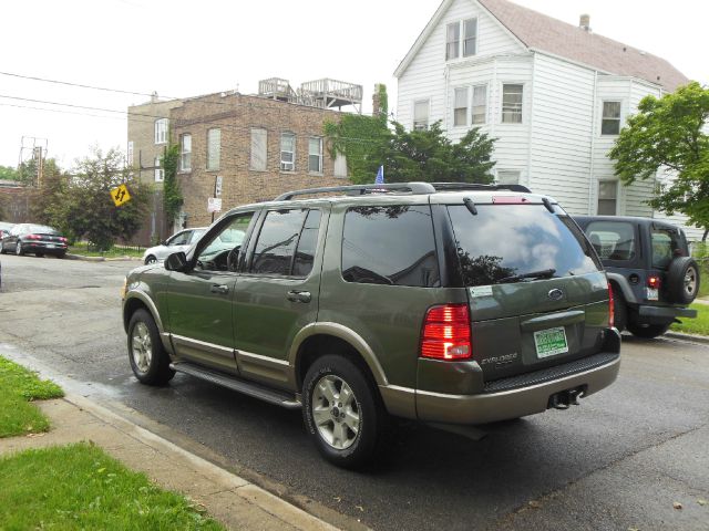 Ford Explorer 2003 photo 2
