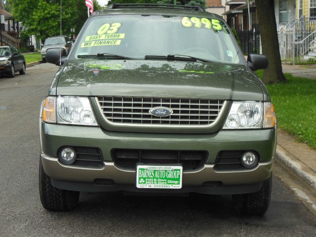 Ford Explorer 2003 photo 3