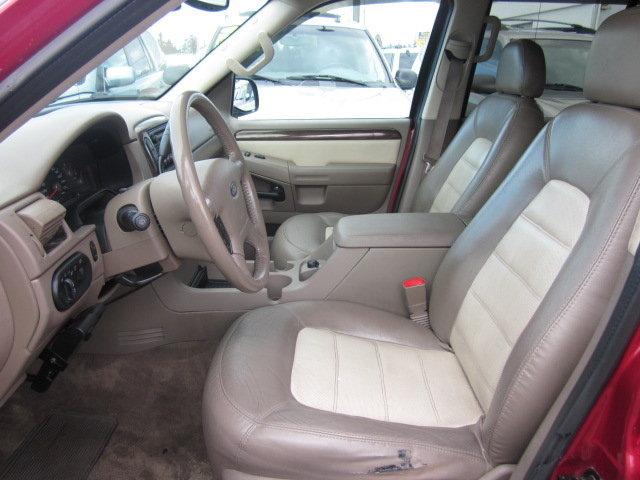 Ford Explorer 2003 photo 4