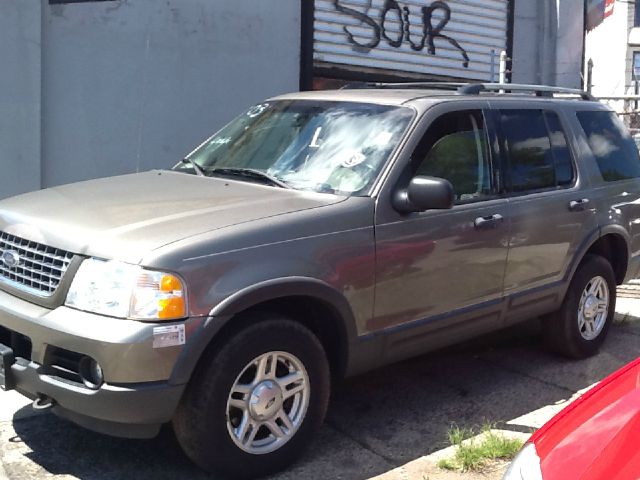 Ford Explorer GXL SUV