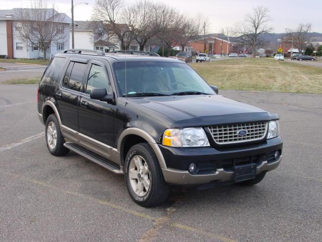 Ford Explorer 2003 photo 1