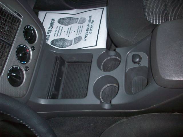 Ford Explorer 2003 photo 4