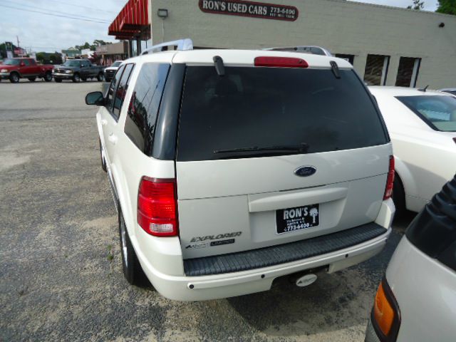 Ford Explorer 2003 photo 2
