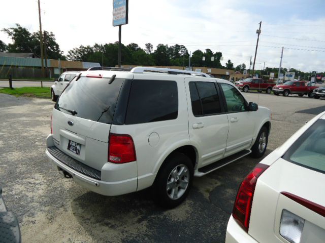 Ford Explorer 2003 photo 3