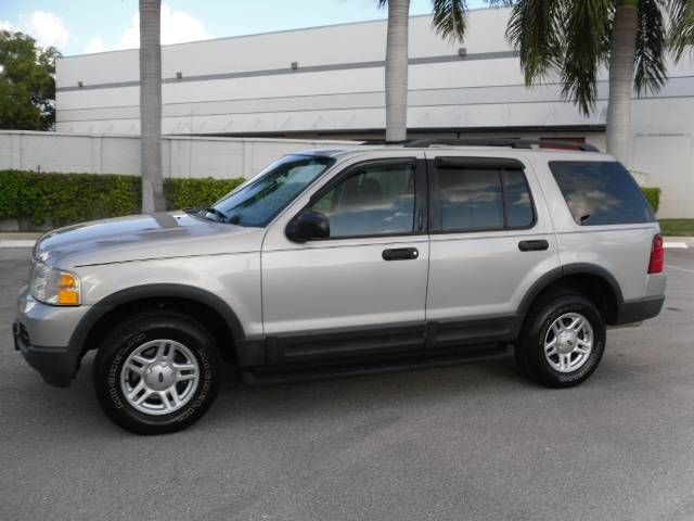 Ford Explorer ESi Sport Utility