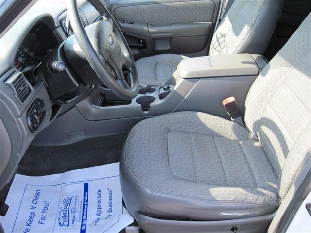 Ford Explorer 2003 photo 5