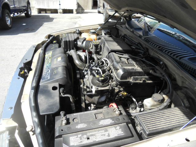 Ford Explorer 2003 photo 12