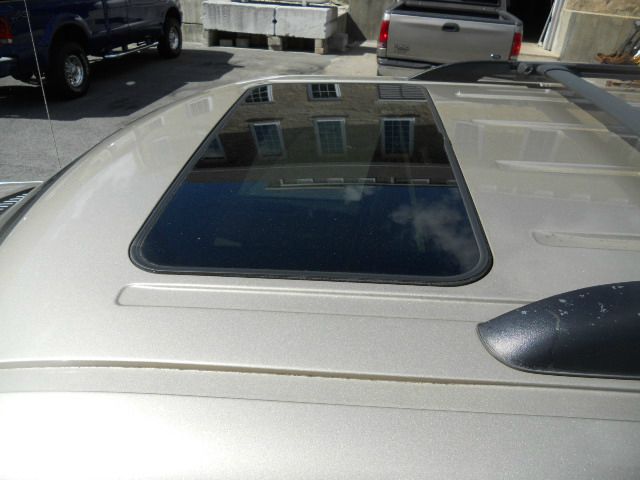 Ford Explorer 2003 photo 20