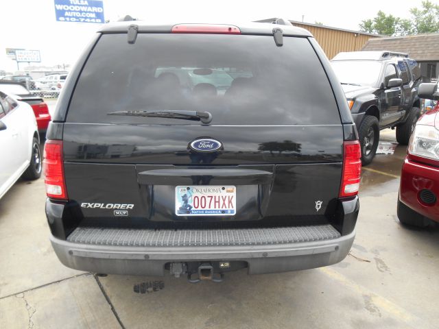Ford Explorer 2003 photo 1