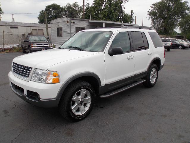 Ford Explorer 2003 photo 4