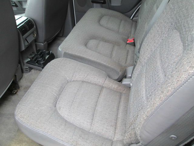 Ford Explorer 2003 photo 12
