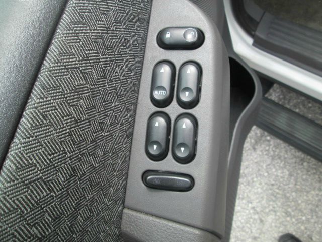 Ford Explorer 2003 photo 26