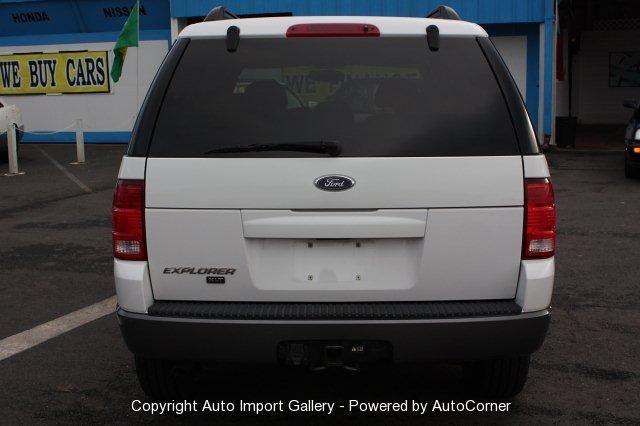 Ford Explorer 2003 photo 2