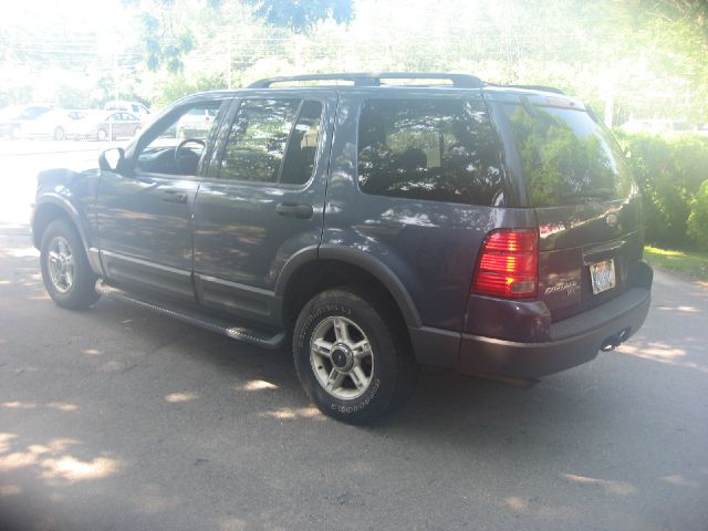 Ford Explorer 2003 photo 1