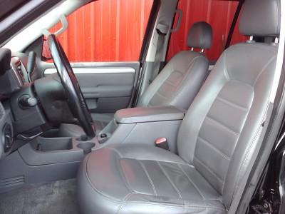 Ford Explorer 2003 photo 5