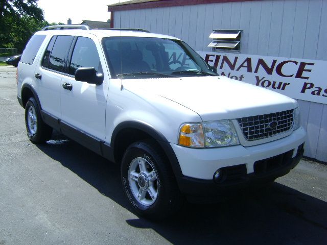 Ford Explorer 2003 photo 2