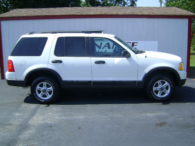 Ford Explorer 2003 photo 3