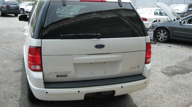 Ford Explorer 2003 photo 5