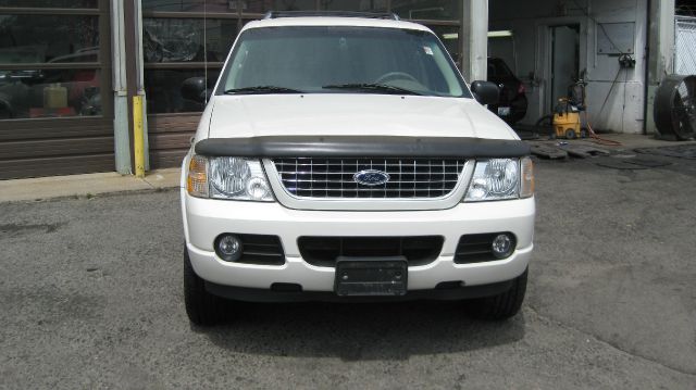 Ford Explorer 2003 photo 6