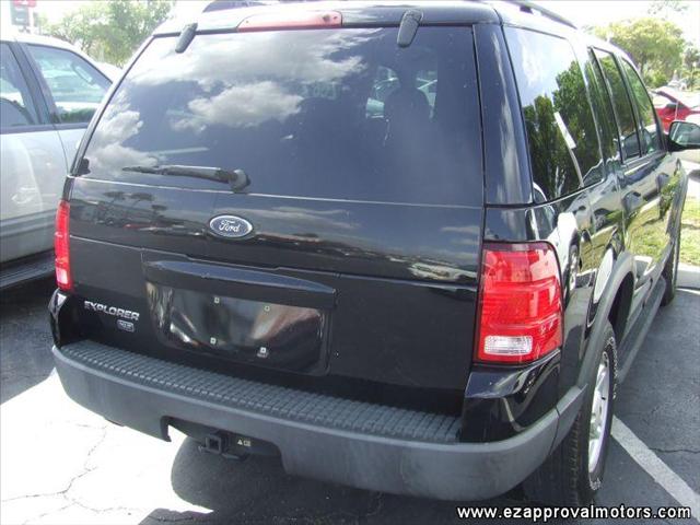 Ford Explorer 2003 photo 4