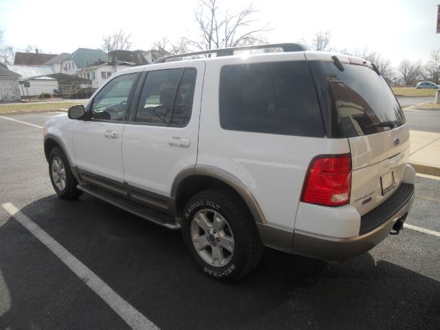 Ford Explorer 2003 photo 2