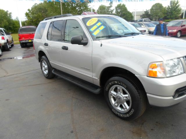 Ford Explorer 2004 photo 15