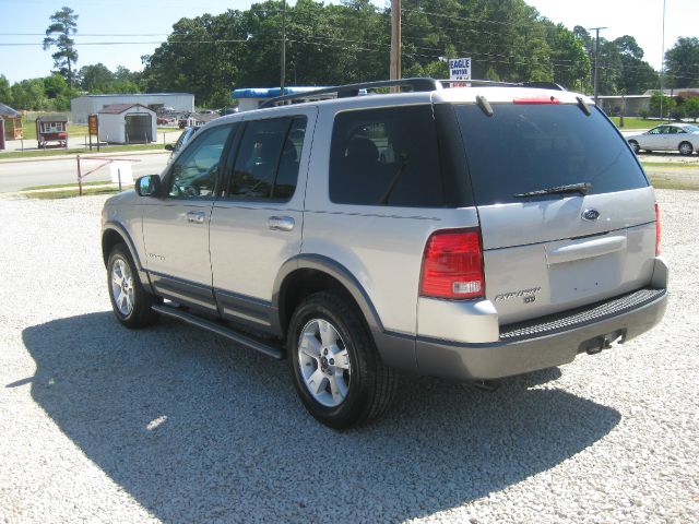 Ford Explorer 2004 photo 14