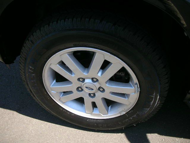 Ford Explorer 2004 photo 11