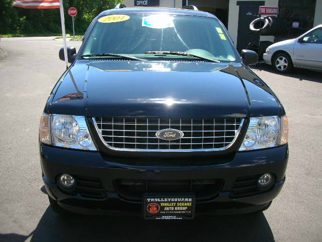 Ford Explorer 2004 photo 12