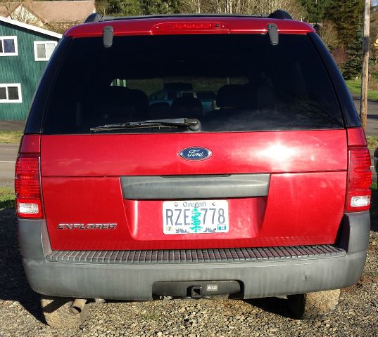 Ford Explorer 2500 4WD SUV