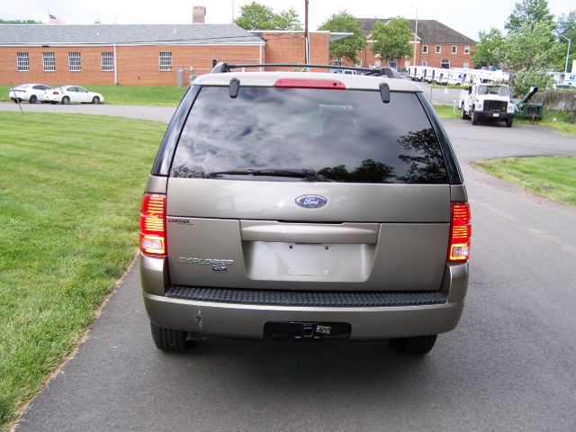 Ford Explorer 2004 photo 19