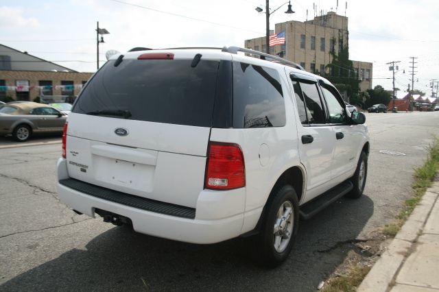 Ford Explorer GXL SUV