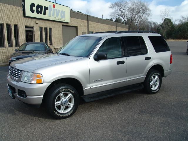 Ford Explorer 2004 photo 4